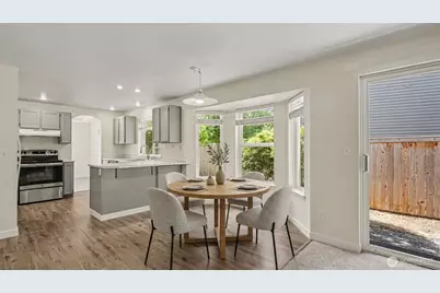 12916 NE 203rd Ct, Woodinville, WA 98072 - Photo 11