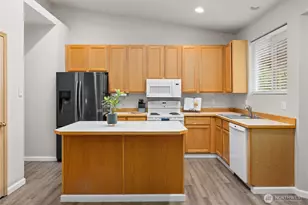 10118 231st Ave E, Buckley, WA 98321 - Photo 11