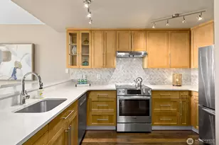 3221 Avalon Way SW, Seattle, WA 98126 - Photo 11