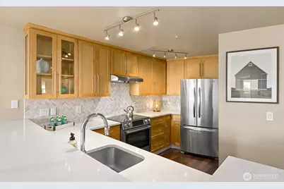 3221 Avalon Way SW #311, Seattle, WA 98126 - Photo 13