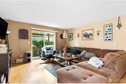 8632 26th Avenue SW, Seattle, WA 98106 - Photo 3