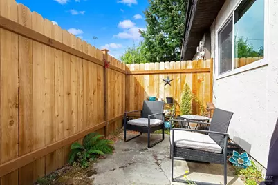 8632 26th Avenue SW, Seattle, WA 98106 - Photo 19