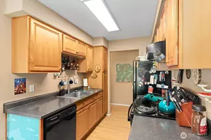 8632 26th Ave SW, Seattle, WA 98106 - Photo 7