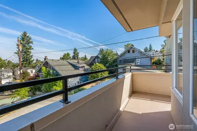 225 NE 65th Street #406, Seattle, WA 98115 - Photo 13
