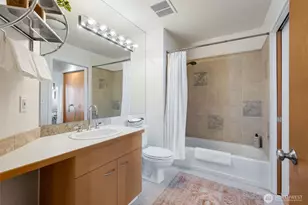 225 NE 65th St, Seattle, WA 98115 - Photo 15