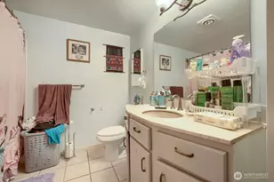 11651 SE 212th Pl, Kent, WA 98031 - Photo 37