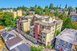 8745 Greenwood Ave N, Seattle, WA 98103 - Photo 25