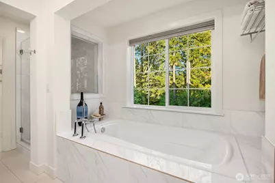 957 Pine Crest Circle NE, Issaquah, WA 98029 - Photo 19