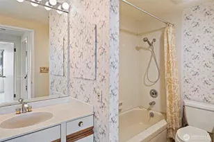 1120 Spring St, Seattle, WA 98122 - Photo 13
