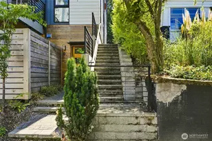 1317 N 44th St, Seattle, WA 98103 - Photo 19
