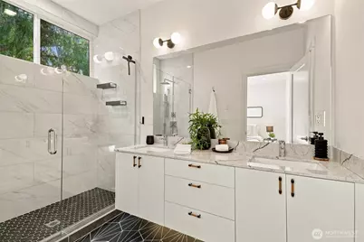1317 N 44th Street #A, Seattle, WA 98103 - Photo 9