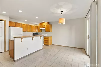 3122 186th Place NE #A, Arlington, WA 98223 - Photo 3