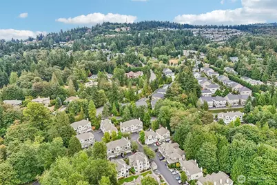 6625 SE Cougar Mountain Way #2, Bellevue, WA 98006 - Photo 23