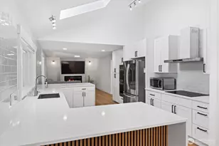 36503 2nd Ave SW, Federal Way, WA 98023 - Photo 9