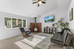 3019 Pine Ln, Sedro Woolley, WA 98284 - Photo 5