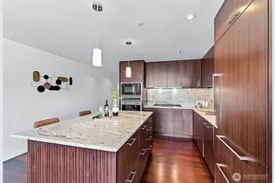 500 106th Avenue NE #1205, Bellevue, WA 98004 - Photo 7