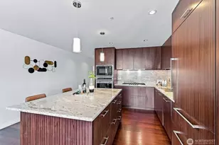 500 106th Ave NE, Bellevue, WA 98004 - Photo 7