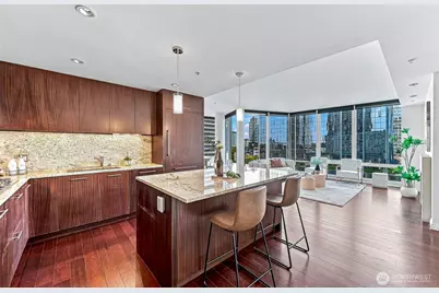 500 106th Avenue NE #1205, Bellevue, WA 98004 - Photo 5