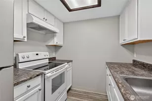 1101 S Woodlawn St, Tacoma, WA 98465 - Photo 13