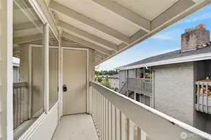 1101 S Woodlawn St, Tacoma, WA 98465 - Photo 9