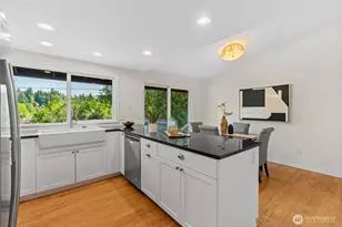 1618 5th Pl, Kirkland, WA 98033 - Photo 17