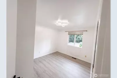 9232 139th Street, Kirkland, WA 98034 - Photo 11