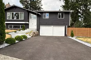 9232 139th St, Kirkland, WA 98034 - Photo 1