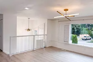 9232 139th St, Kirkland, WA 98034 - Photo 9