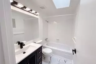 9232 139th St, Kirkland, WA 98034 - Photo 19