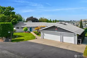 440 Snow Mass Ln, Yakima, WA 98908 - Photo 1