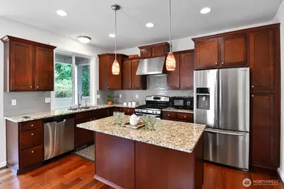 5017 Black Rock Loop SE, Olympia, WA 98501 - Photo 3