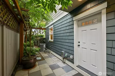 514 Prospect Street #B, Seattle, WA 98109 - Photo 31