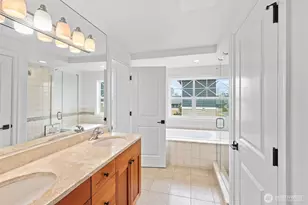 514 Prospect St, Seattle, WA 98109 - Photo 15