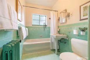 4204 11th Ave NE, Seattle, WA 98105 - Photo 13