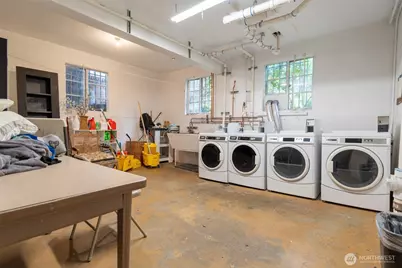 4204 11th Avenue NE #8, Seattle, WA 98105 - Photo 19