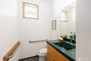 8745 Semiahmoo Dr, Blaine, WA 98230 - Photo 15