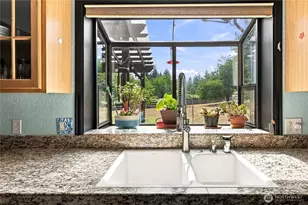 1305 NW Mountain View Rd, Silverdale, WA 98383 - Photo 11