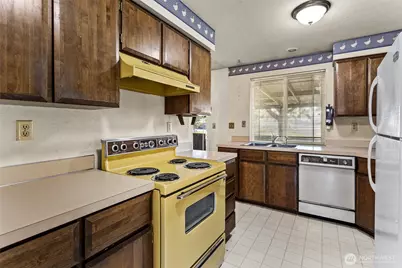 4606 W Glenmoore Circle, Yakima, WA 98908 - Photo 9
