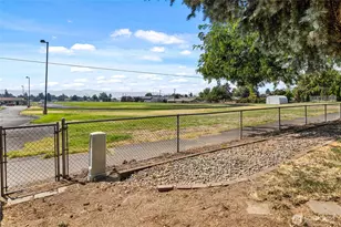 4606 W Glenmoore Circle, Yakima, WA 98908 - Photo 31