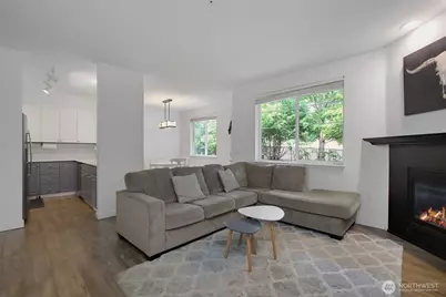 13000 Admiralty Way #L105, Everett, WA 98204 - Photo 3