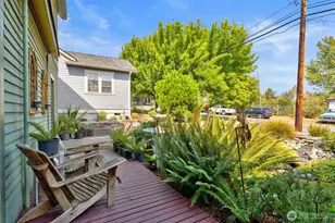 415 Harrison St, Port Townsend, WA 98368 - Photo 37