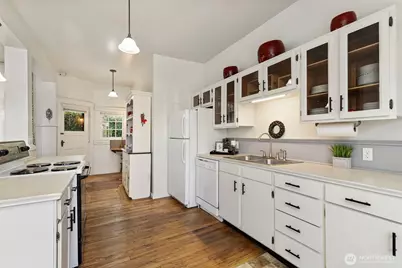 415 Harrison Street, Port Townsend, WA 98368 - Photo 15