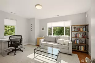 6800 Oswego Pl NE, Seattle, WA 98115 - Photo 21