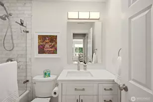6800 Oswego Pl NE, Seattle, WA 98115 - Photo 25