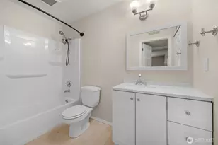 12525 NE 145th Pl, Kirkland, WA 98034 - Photo 13