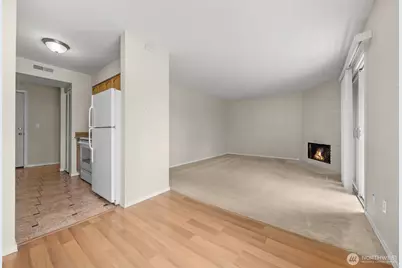 12525 NE 145th Place #F107, Kirkland, WA 98034 - Photo 7