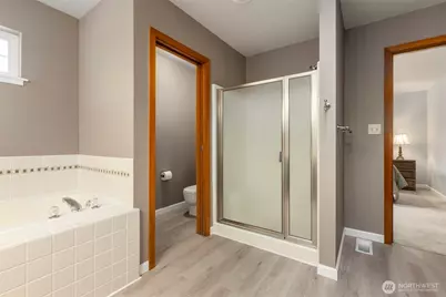 19318 SE 328th Place, Kent, WA 98042 - Photo 25