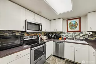 1825 S 330th St, Federal Way, WA 98003 - Photo 3