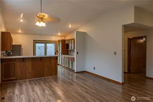 1111 Grover St, Lynden, WA 98264 - Photo 9