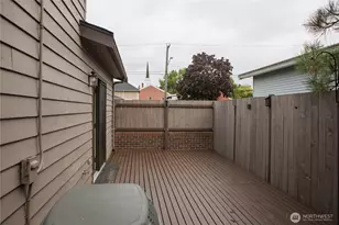 1111 Grover St, Lynden, WA 98264 - Photo 11